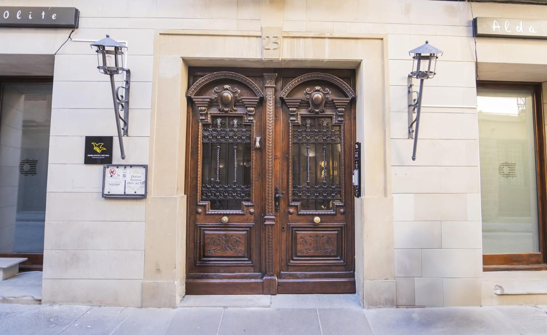 Hotel Alda Castillo De Olite Bagian luar foto