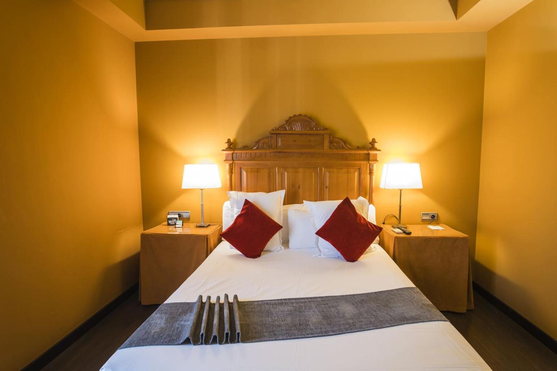 Hotel Alda Castillo De Olite Bagian luar foto